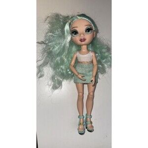 Rainbow High Daphne Minton Series 3 Fashion Doll Mint Green